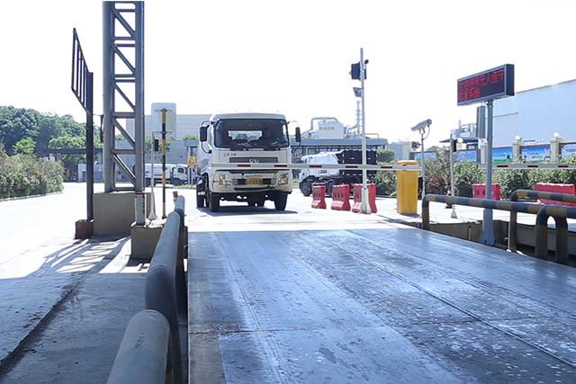 IMG_14252.jpg IMG_14252.jpg